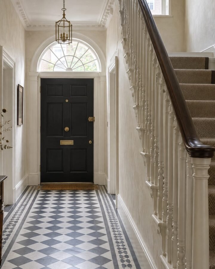 Georgian London entrance hallway and staircase finished in warm white Marmorino lime plaster with black and white floor tiles